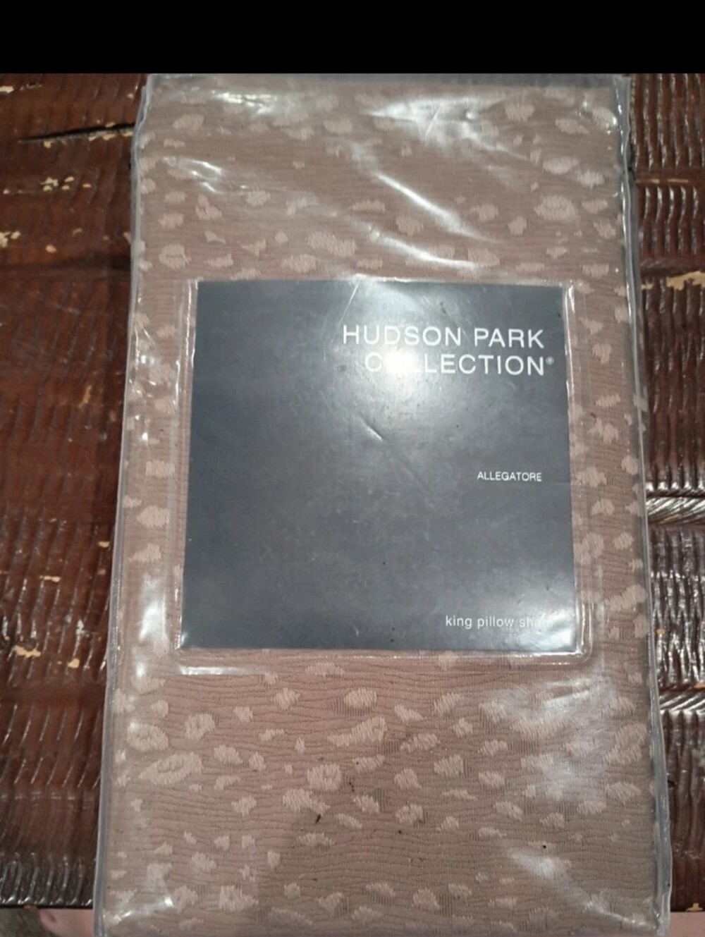 Hudson Park Allegatore King Size Pillow Sham in Brown New